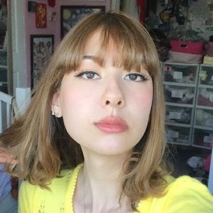 Meet your Posher, Antoinette